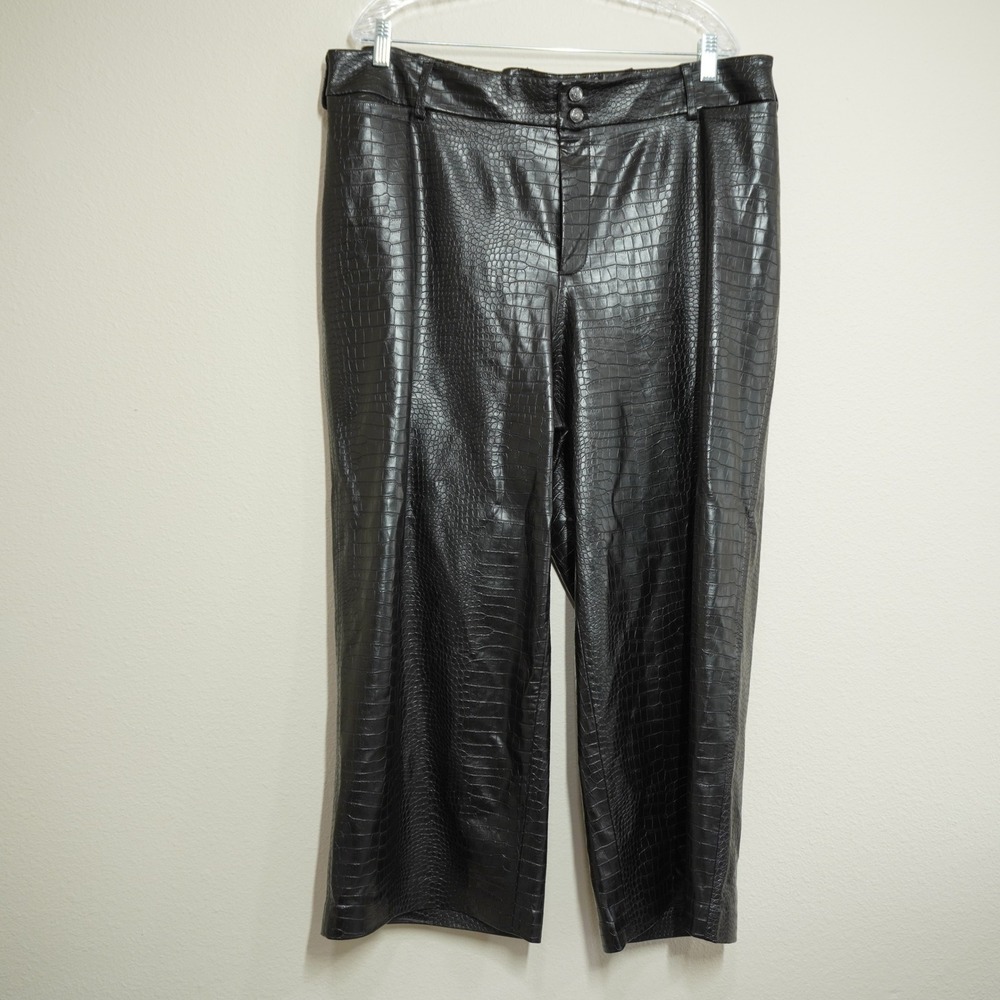 Chico's Size 18 Black Crocodile Embossed Faux‎ Leather Wide Leg Cropped Pants